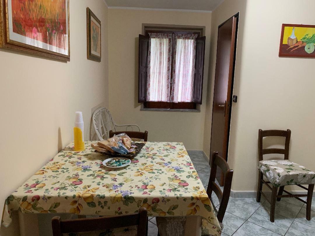 Il Normanno B&B Mileto Buitenkant foto